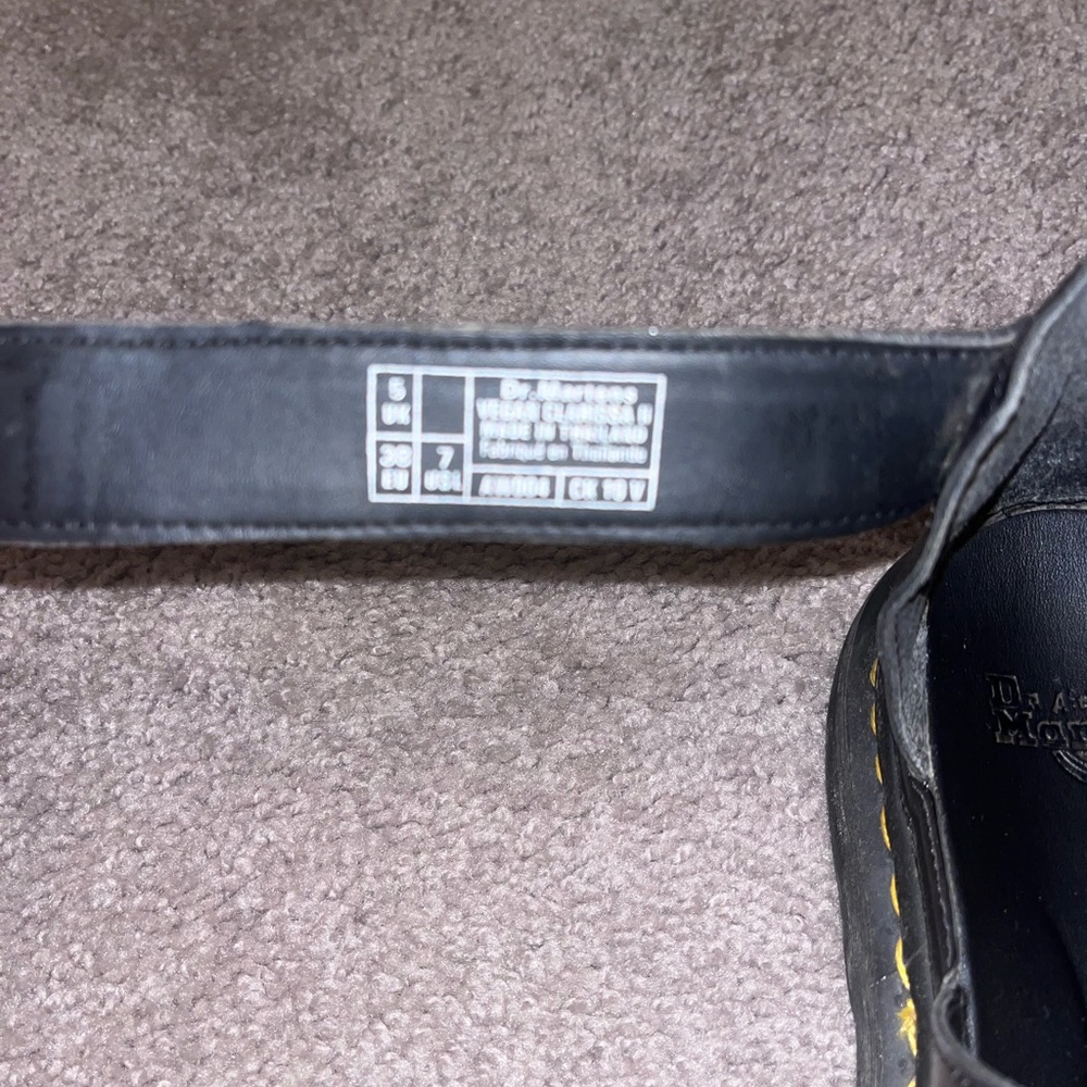 Dr. Martens Clarissa II Leather platform sandals. Like new!! - Picture 5 of 6